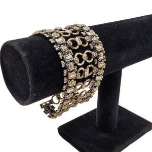 vintage womens retro silver tone link textured hook closure cuff bracelet.